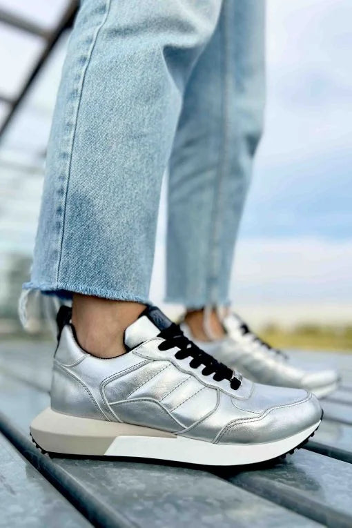 Lumen Metallic sneakers